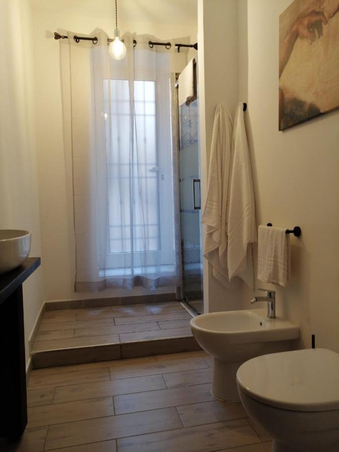 Prima Stella Tourist Rooms Minturno Bagian luar foto